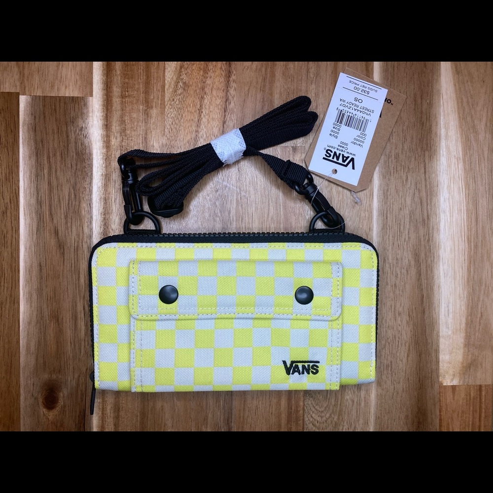 VANS Checkerboard & Black Wallet W/Crossbody Strap